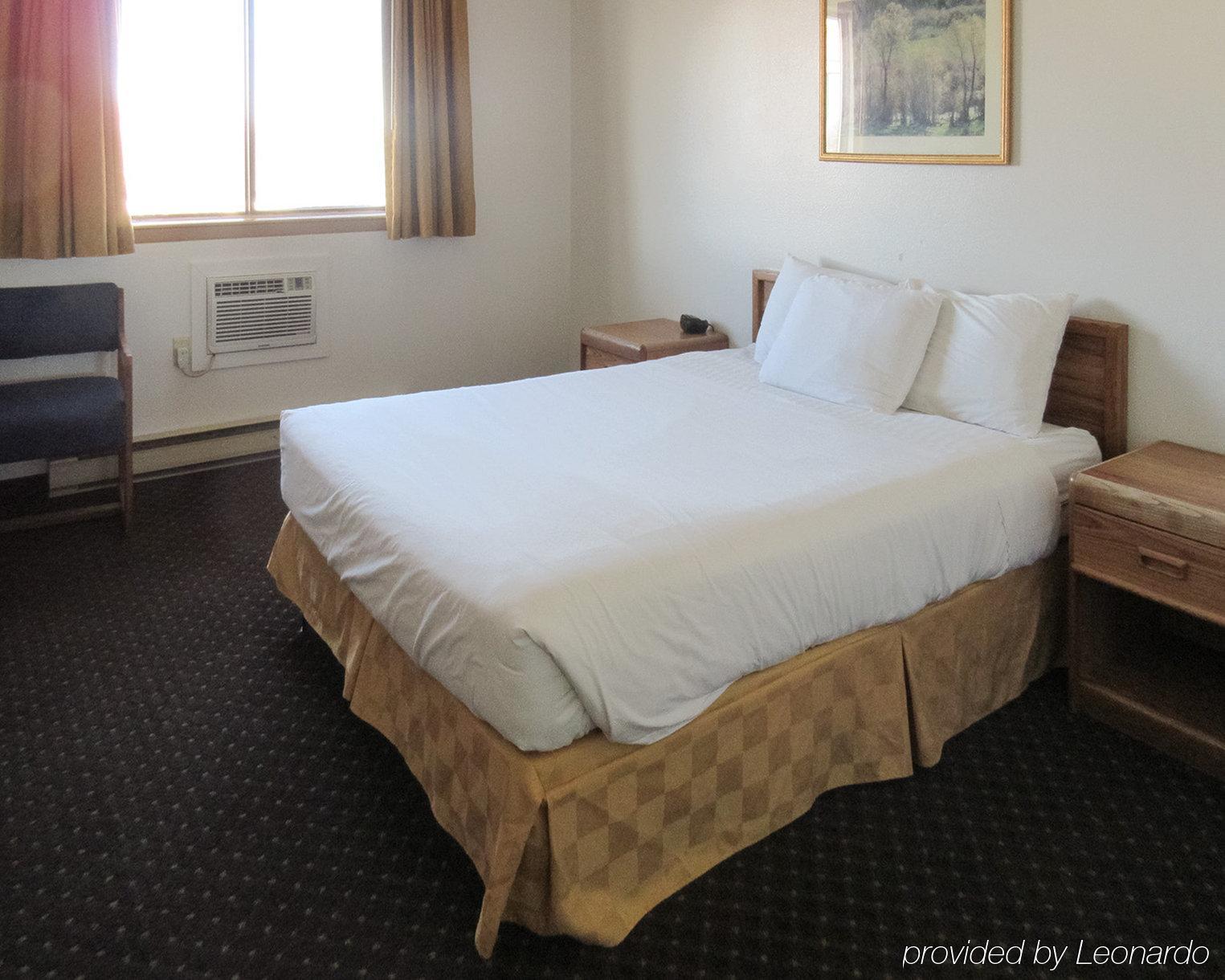 Rodeway Inn Bozeman Bagian luar foto