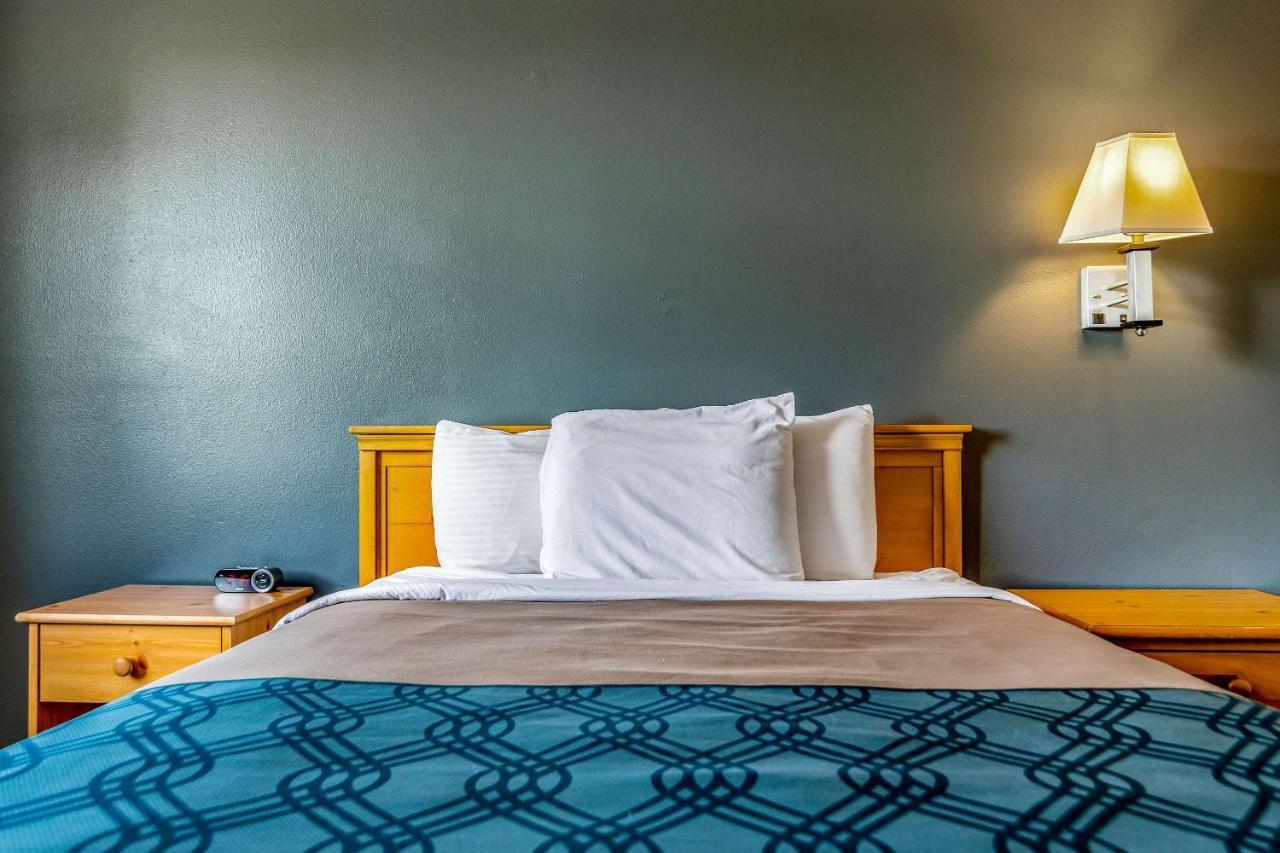 Rodeway Inn Bozeman Bagian luar foto