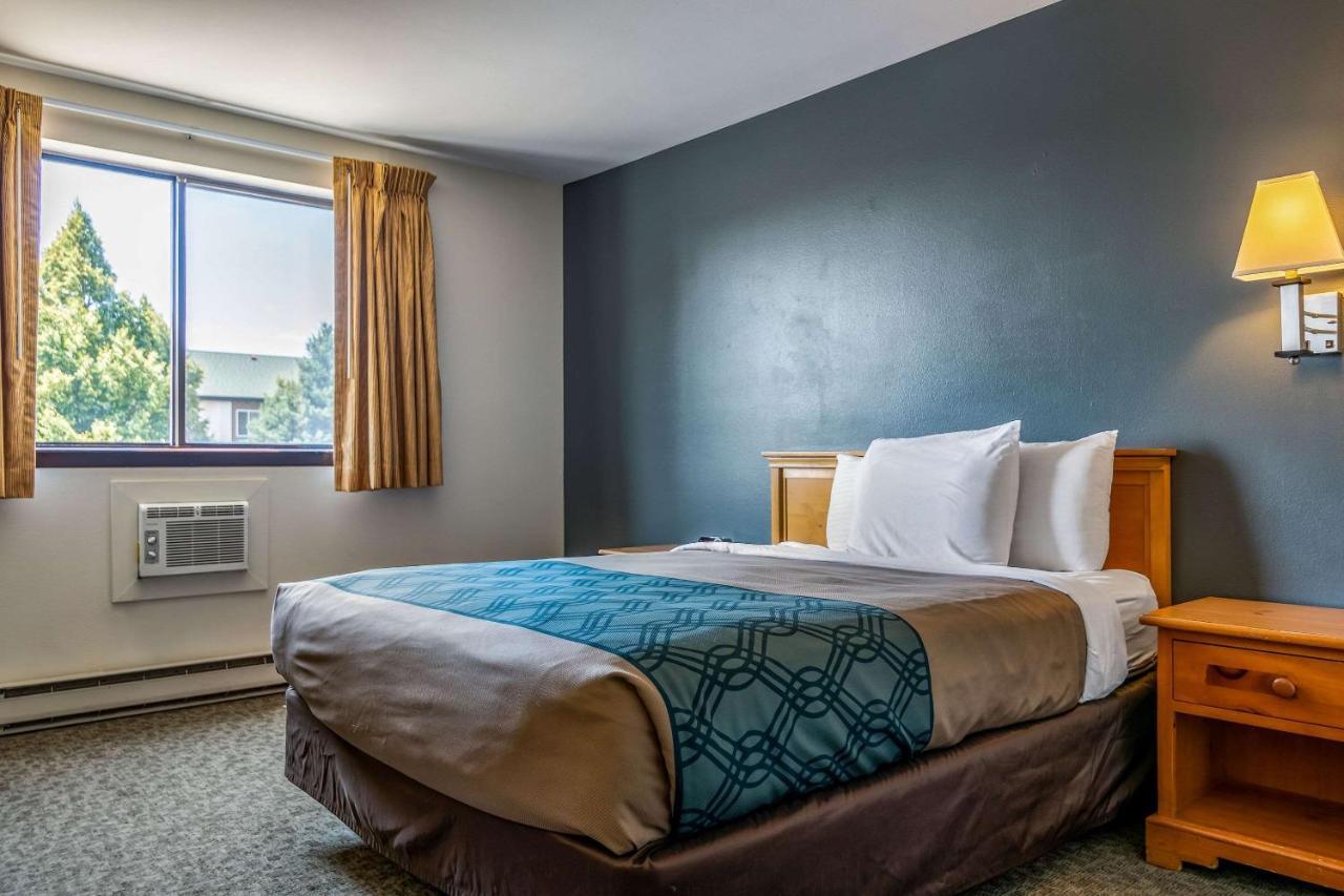 Rodeway Inn Bozeman Bagian luar foto