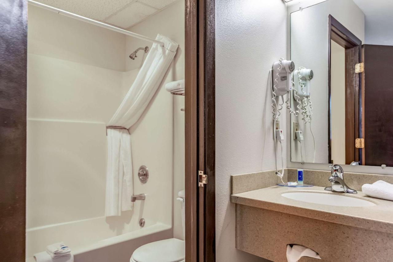 Rodeway Inn Bozeman Bagian luar foto
