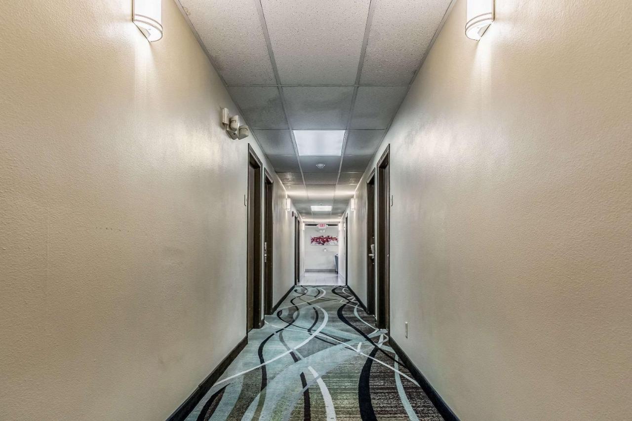 Rodeway Inn Bozeman Bagian luar foto